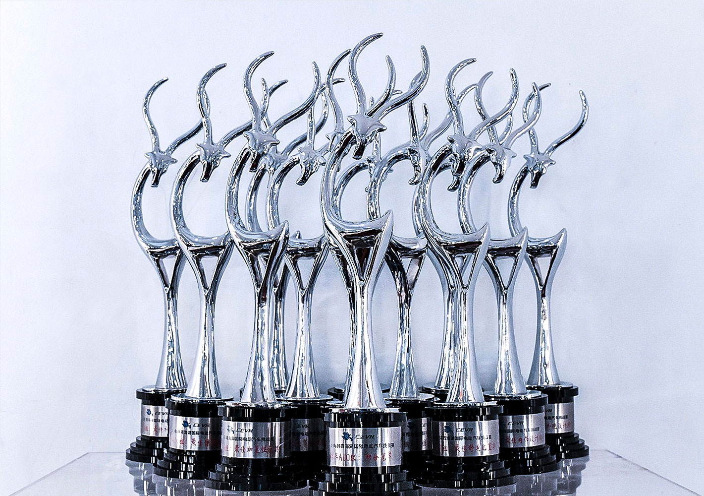 第六屆環青海湖（國際）電動汽車挑戰賽，眾泰E200 Pro、眾泰Z500EV Pro榮獲13項大獎